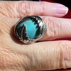 Beautiful turquoise silver ring